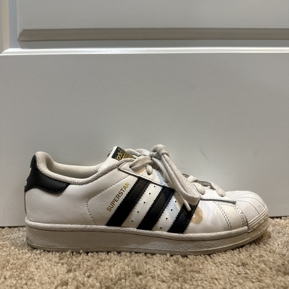 Adidas Superstar Shoes Youth Size 5 White Black Shell Toe Casual Sneakers C77154
